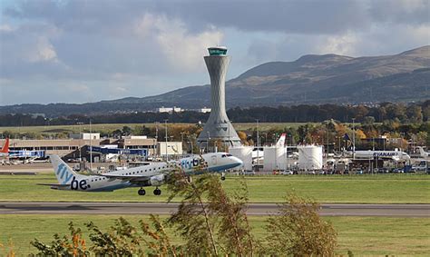 Why was Edinburgh Airport named UK Airport of the Year? – Talking-up ...