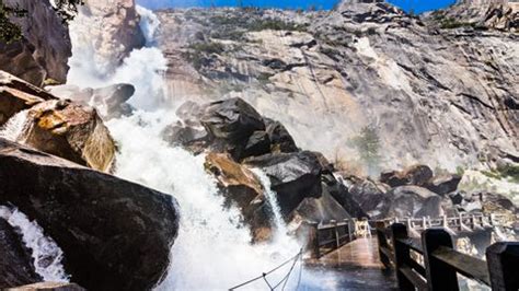 The 5 best waterfall hikes in Yosemite National Park | Advnture