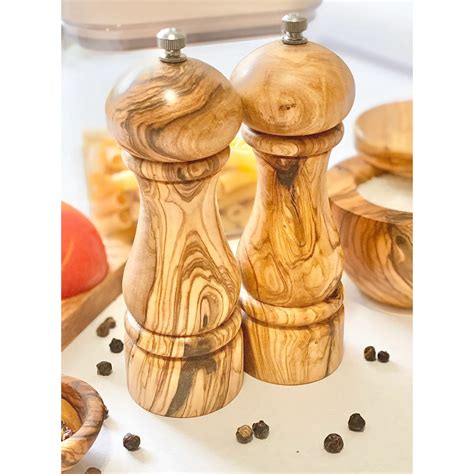 Salt and Pepper Mill (Set) – NOLA BOARDS