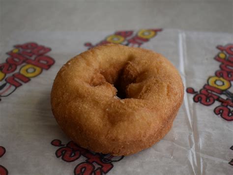 Gibson’s Donuts - Memphis, TN | Review & What to Eat