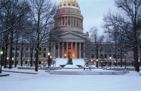 Capitol Snow | The West Virginia capitol building with a new… | Flickr