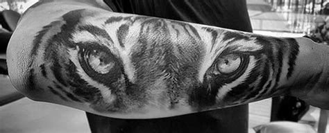 40 Imposing Tiger Eyes Tattoo Designs for Men