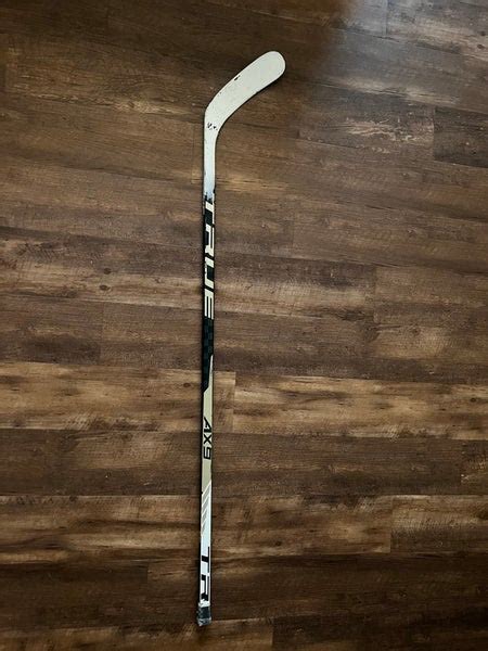 Senior Right Handed PM9 Pro Stock AX9 Hockey Stick | SidelineSwap