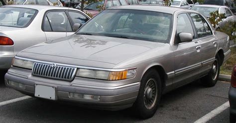 1992 Mercury Grand Marquis - Information and photos - MOMENTcar