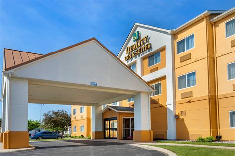 QUALITY INN & SUITES - Updated 2024 Prices & Hotel Reviews (Bay City, MI)