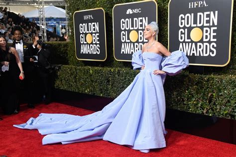 Lady Gaga's Blue Hair at the Golden Globes | Lady Gaga's Blue Hair at the Golden Globes ...