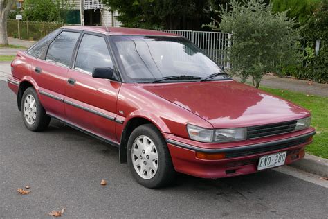 File:1991 Toyota Corolla (AE92) CS-X Seca liftback (2015-06-25) 01.jpg ...