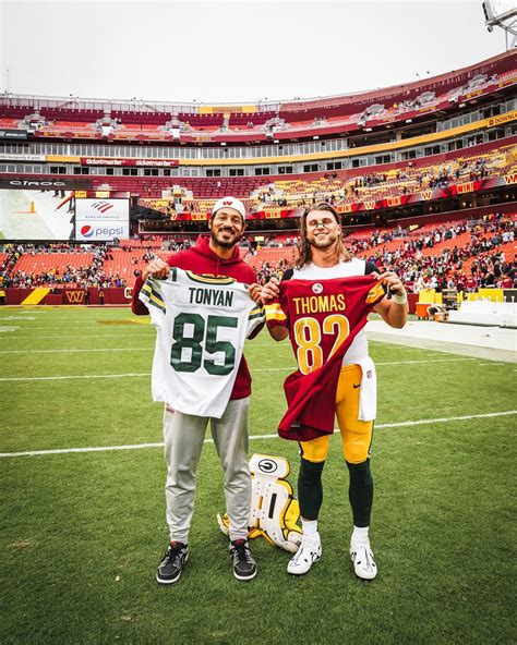 Washington Commanders on Twitter: "#NationalTightEndsDay jersey swap ...