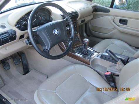 Beige Interior 1997 BMW Z3 2.8 Roadster Photo #77497850 | GTCarLot.com