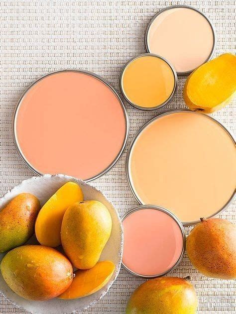 Today it's these shades of peach, apricot & mango. Lots of fruit too. But no dark colours. Enjoy ...