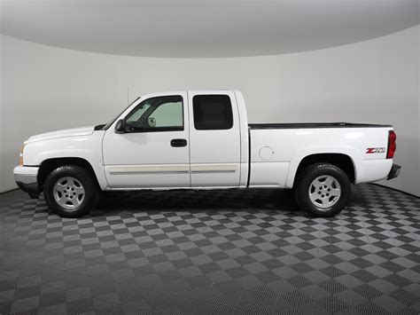 Pre-Owned 2006 Chevrolet Silverado 1500 Ext Cab 143.5 WB 4WD LT1 Extended Cab Pickup in Savoy # ...