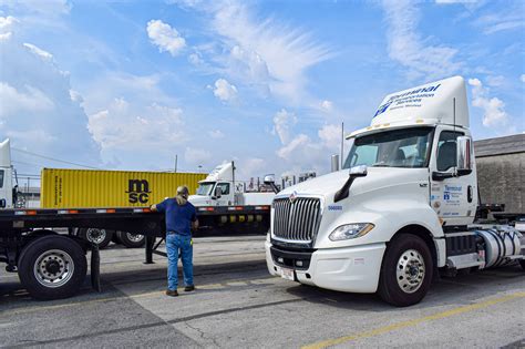 Flatbed Trucking, Baltimore Trucking Company, Local Hauling