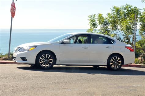 2016 Nissan Altima Sedan First Drive | Digital Trends