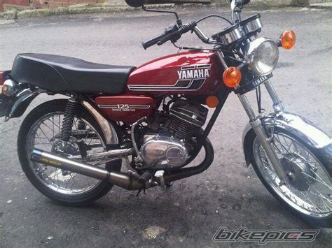 Yamaha Yamaha RS 125 - Moto.ZombDrive.COM