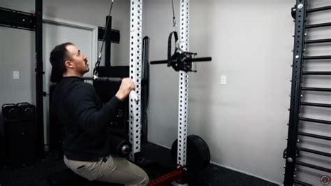 Lat Pulldown vs Pull-Up: An Expert Weighs In (2025) | Garage Gym Reviews