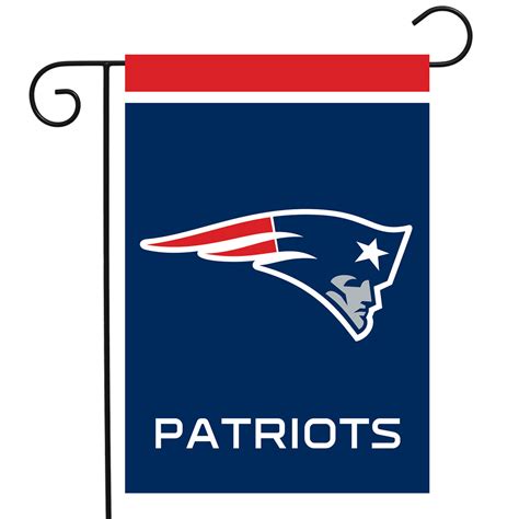 New England Patriots Vertical Flag - DiscountDecorativeFlags.com