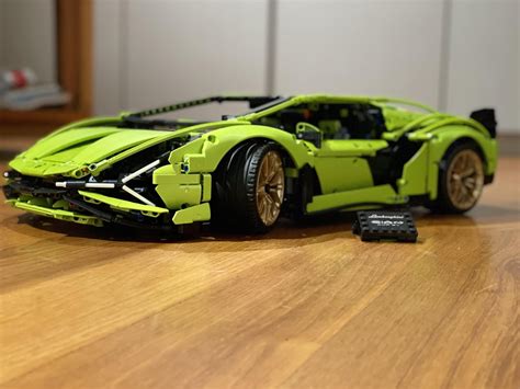 Lego Technic Lamborghini Sian done after about 16 hours over 4 days : r ...