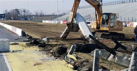 Sad: Englishtown Raceway Park demolition started | Bob's Blitz