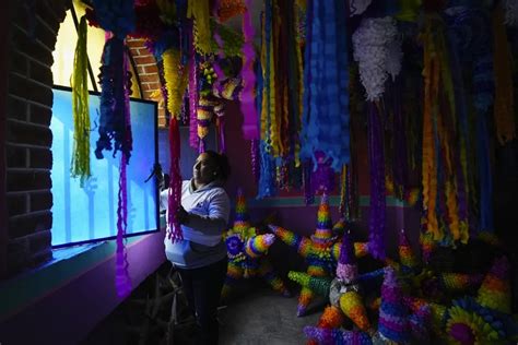 The piñatas, a tradition of Christmas in Mexico - The Mexico City Post