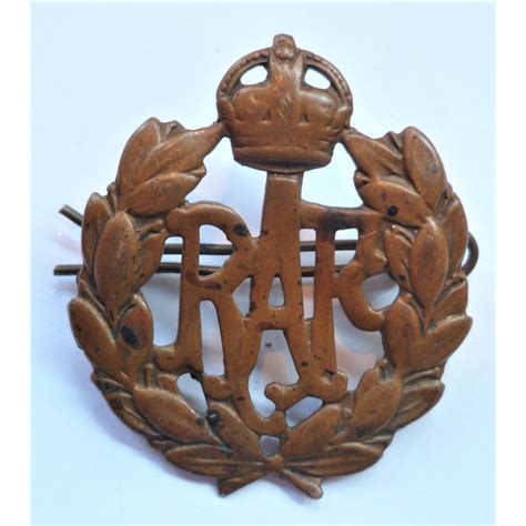 WW2 Royal Air Force Cap Badge RAF Original insignia