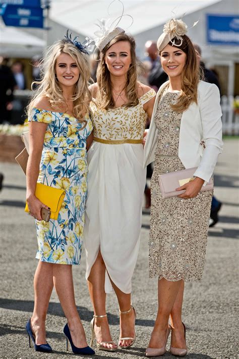 Centenary Glamour at the Fairyhouse Racecourse for the 2016 Irish Grand National. | Dresses for ...