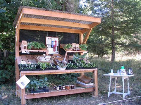 Farm Stand Display Ideas 20 – GooDSGN | Farm stand, Vegetable stand ...