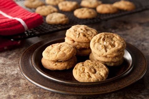 Black Walnut Butter Cookies | Walnut recipes, Black walnut cookie recipe, Black walnuts recipes