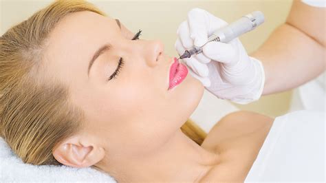 Lip Tattoo : What to Expect, Costs, Risks and Aftercare - Elix Beauty - Eyebrow Microblading ...