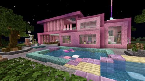 Pink Mansion | Minecraft PE Maps