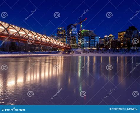 Calgary skyline in winter editorial photography. Image of river - 129392672