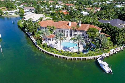 Key Biscayne mansion asking $14M is one of the largest homes for sale in Miami - Curbed Miami