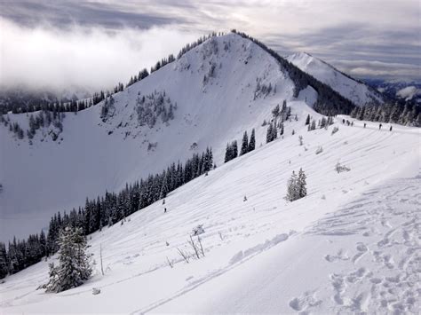 Crystal Mountain Conditions Report|Low Tide, New Snow - SnowBrains