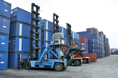 Container forklift stock image. Image of nobody, blue, logistics - 606345