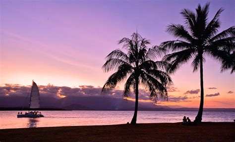 Port Douglas Sunset - Picture Tour - Cairns Australia