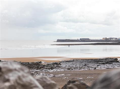 Porthcawl - Trecco Bay Beach | VisitWales