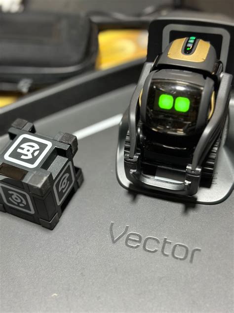 Vector Anki Robot, Everything Else on Carousell