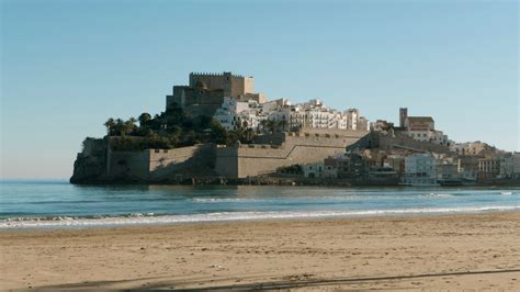 A Backpacker's Life: Peñiscola Old Town and Castle