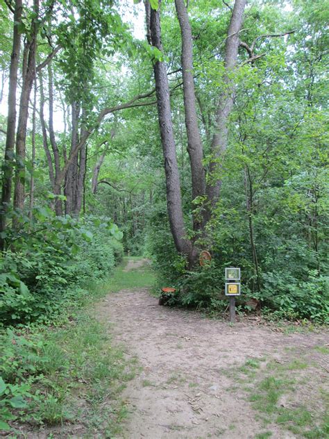 Discovering Michigan: Metropark: Stony Creek (Hiking)