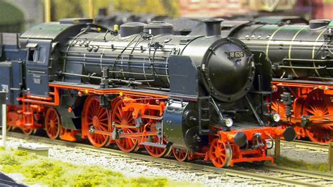 AWESOME RC MODEL TRAINS, RC LOCOMOTIVES, RAILWAY RAILROAD, RC STEAM LOCOMOTIVES!! - YouTube