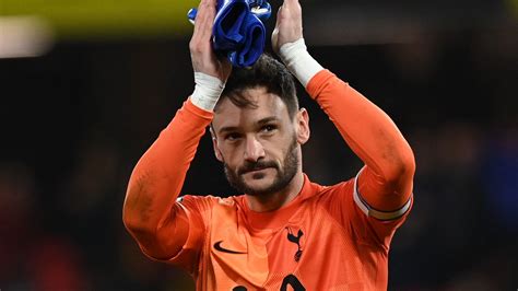 Lloris signs new Spurs contract to 2024 as World Cup-winning goalkeeper ...