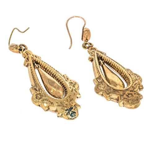 Top 160+ gold dangle earrings latest - seven.edu.vn