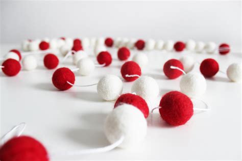 Red and White Christmas Garland-Pom Pom Garland-Felt ball garland - MK ...