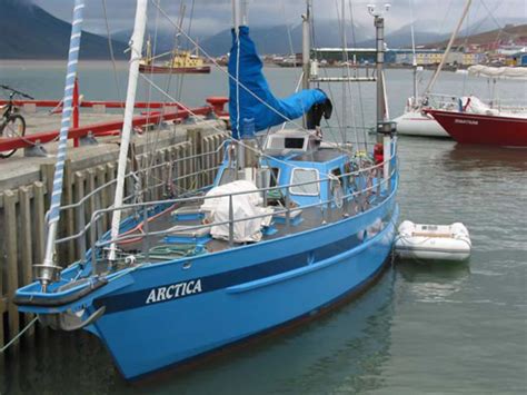 Arctica Expeditions AS - sail boat charter Spitsbergen, Svalbard, Norway