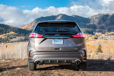 2019 Ford Edge Titanium: Getting a little better - CNET