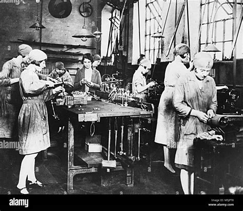 Women working in a large workshop,1920s,Germany Stock Photo - Alamy