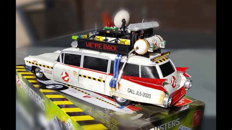 AMT Ghostbusters 1/25 custom Ecto 1A model kit - YouTube