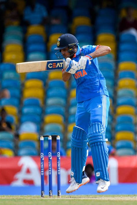 Shubman Gill carves the ball with the horizontal bat | ESPNcricinfo.com