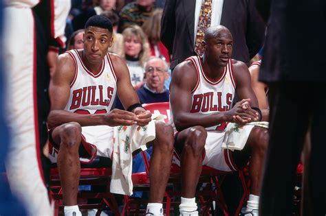 Scottie Pippen book: Bulls star whines about Michael Jordan