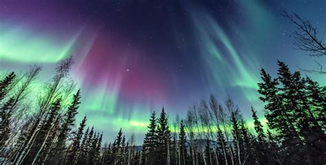 Best Places to See the Northern Lights in the U.S. and Beyond | Via