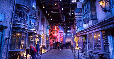 From London: Harry Potter Warner Bros Studio Tour | GetYourGuide